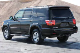 Toyota Sequoia 2003