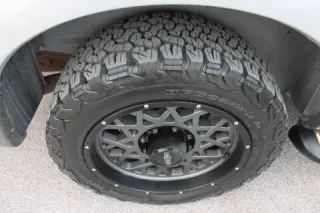 Ford Excursion 2001