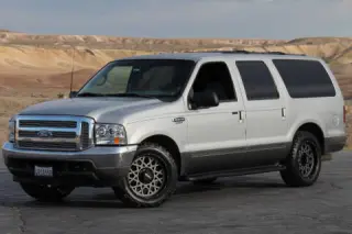 Ford Excursion 2001