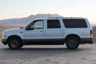 Ford Excursion 2001