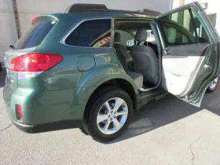 Subaru Outback 2014