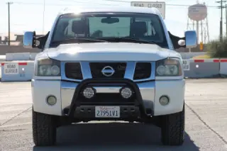 Nissan Titan 2005