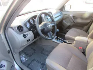 2005 Toyota RAV4