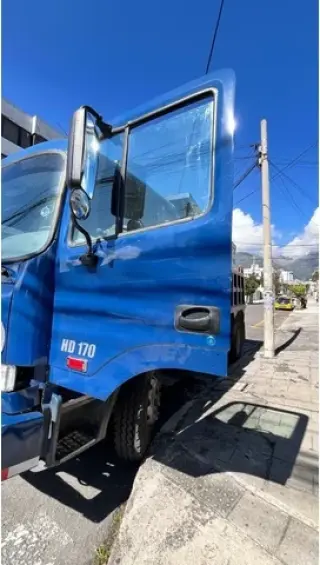 VENDO VOLQUETA HYUNDAI HD170
