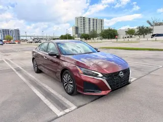 Altima SV
