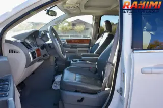 2009 Chrysler Town and Country