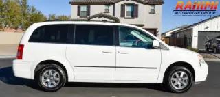 2009 Chrysler Town and Country
