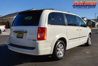 2009 Chrysler Town and Country