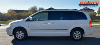 2009 Chrysler Town and Country