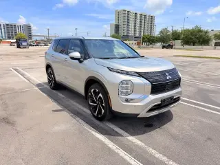 Outlander Utility 4D SE