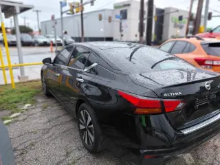 Nissan Altima 2022