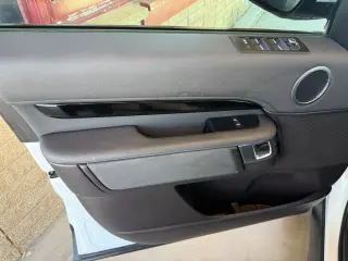 Land Rover Discovery 2019