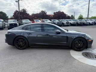 Porsche Panamera 2018