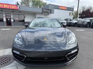 Porsche Panamera 2018