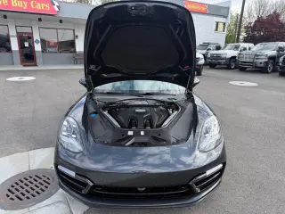 Porsche Panamera 2018