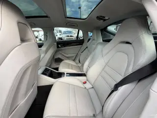 Porsche Panamera 2018