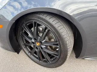 Porsche Panamera 2018
