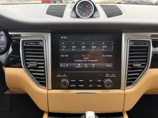 Porsche Macan 2018