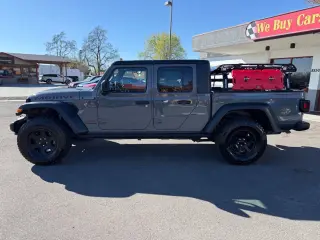 Jeep Gladiator 2021