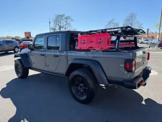 Jeep Gladiator 2021