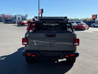 Jeep Gladiator 2021
