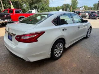 Nissan Altima 2017