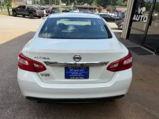 Nissan Altima 2017