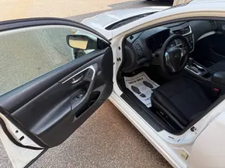 Nissan Altima 2017