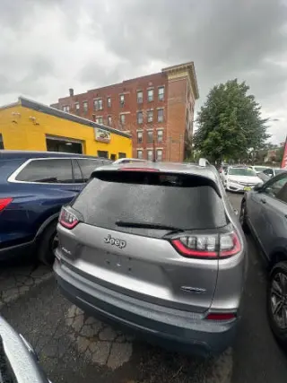2019 Jeep Cherokee