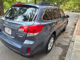 Subaru Outback 2014