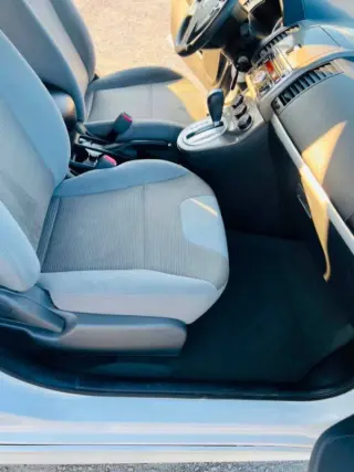 Nissan Sentra 2012