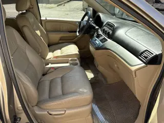 Furgoneta Honda Odyssey 2005
