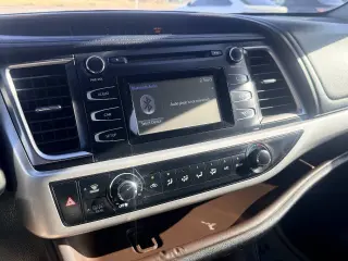 2016 Toyota Highlander