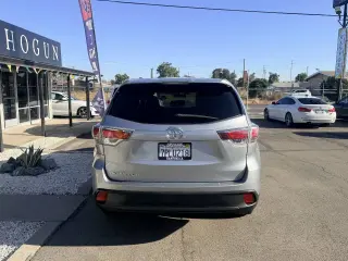 2016 Toyota Highlander