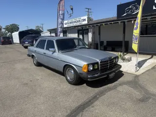 1983 Mercedes-Benz Clase 300