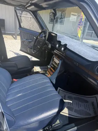 1983 Mercedes-Benz Clase 300