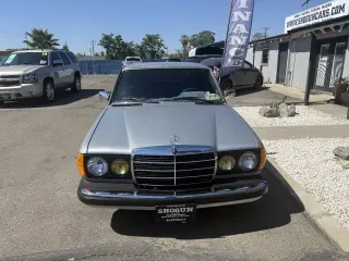 1983 Mercedes-Benz Clase 300