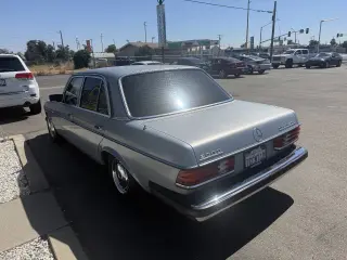 1983 Mercedes-Benz Clase 300