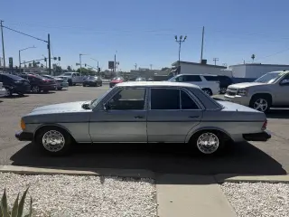 1983 Mercedes-Benz Clase 300
