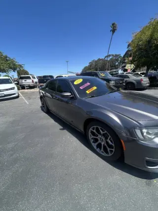 Chrysler 300 2017
