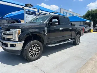 Ford F-250 Super Duty 2019 4x4 King Ranch 4dr Crew Cab 6.8 ft. SB Pickup