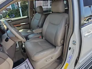 2004 Toyota Sienna