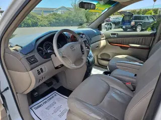 2004 Toyota Sienna