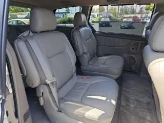 2004 Toyota Sienna
