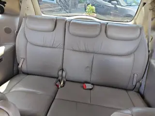 2004 Toyota Sienna