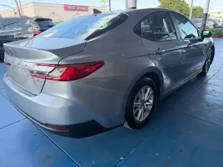 CAMRY LE