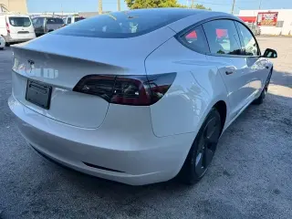 TESLA MODEL 3 STANDARD