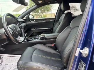 Kia K5 2025