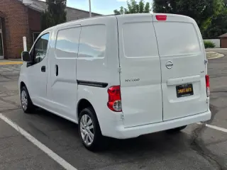 Nissan NV200 2020