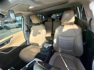 Toyota RAV4 2022 XLE Premium 4dr SUV